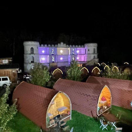 Inn-Side Adventure Cabins Haiming Exterior foto